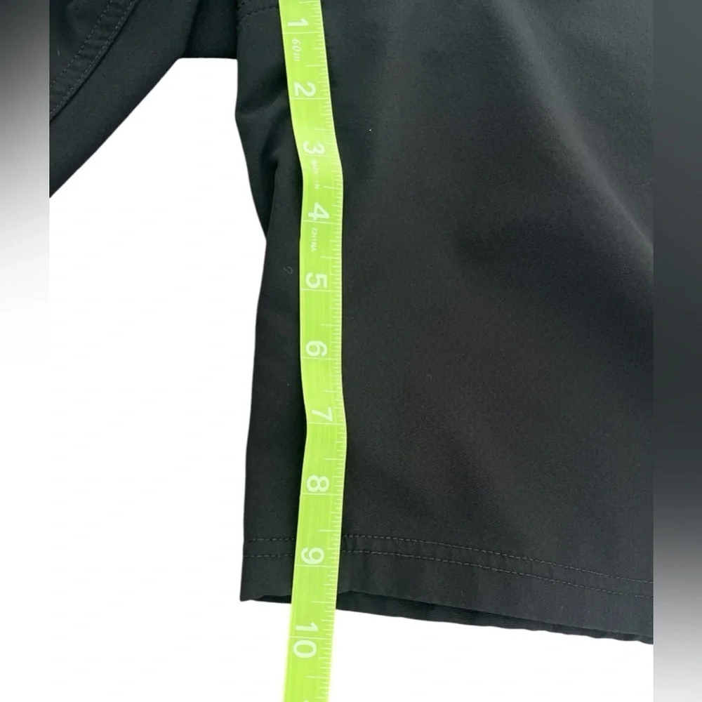 The North Face Men’s Black Shorts Size 36
